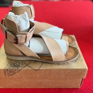 FREE PEOPLE VALE BOOT SANDAL SIZE 37